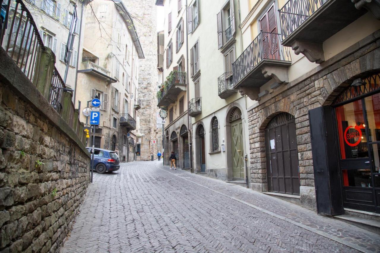 Casa Vacanze Gombito 4 Bergamo Alta Bérgamo Exterior foto